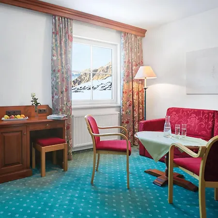 Hotel Alpenhotel St.christoph 4*