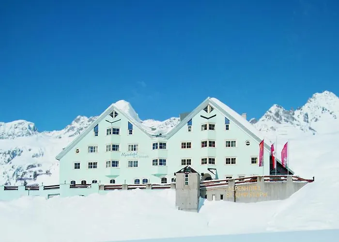 Alpenhotel St.christoph 4*