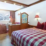 Alpenhotel St.christoph 4*